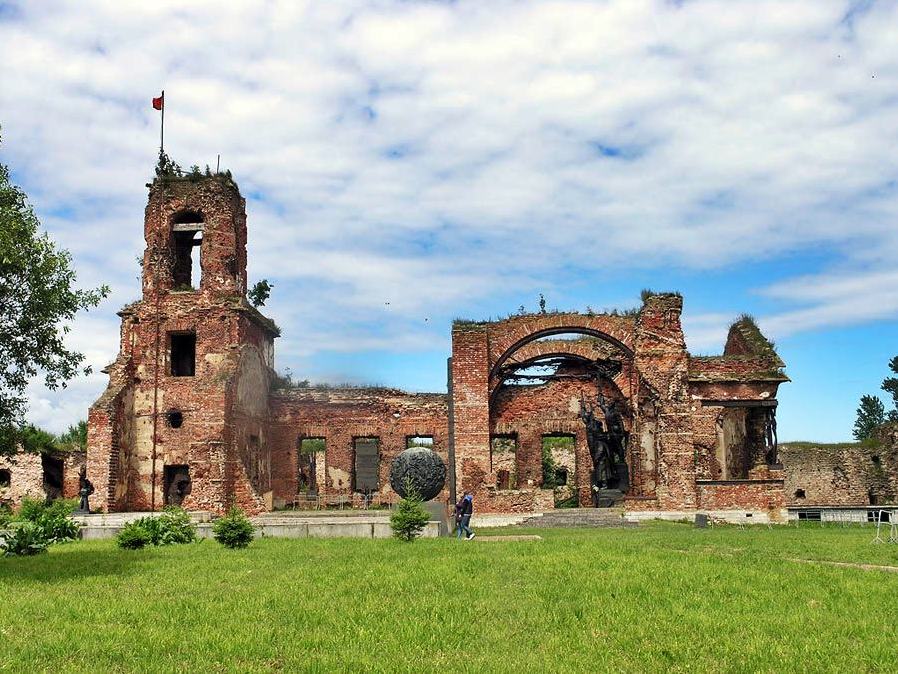 Экскурсия в крепость Орешек Экскурсия в крепость Орешек